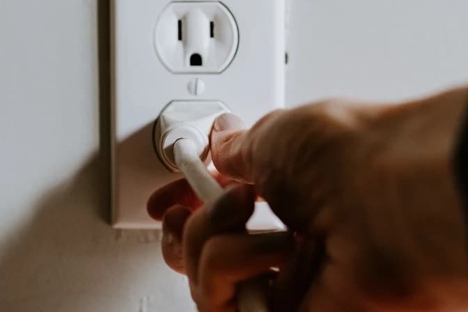10 Common Electrical Problems in Homes and How to Fix Them cover image
